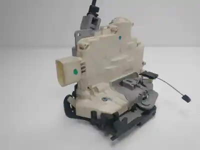 Second-hand car spare part left front door lock for seat leon (1p1) reference oem iam references   