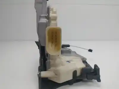 Second-hand car spare part left front door lock for seat leon (1p1) reference oem iam references   