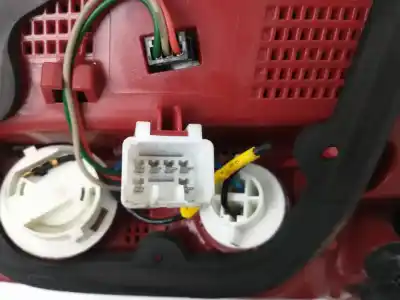 Second-hand car spare part interior left tailgate light for kia cee´d concept oem iam references 92403a20 92403a20 