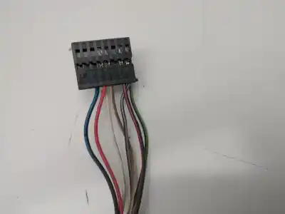 Pezzo di ricambio per auto di seconda mano retrovisore destro per audi a3 (8p) 1.9 tdi ambiente riferimenti oem iam   