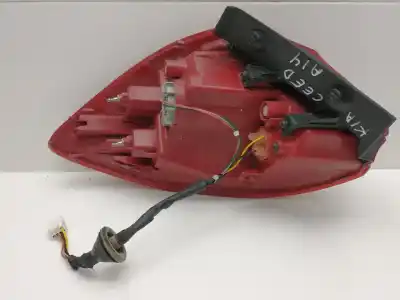 Peça sobressalente para automóvel em segunda mão farolim traseiro direito por kia cee´d 1.0 tgdi cat referências oem iam 92402a20  