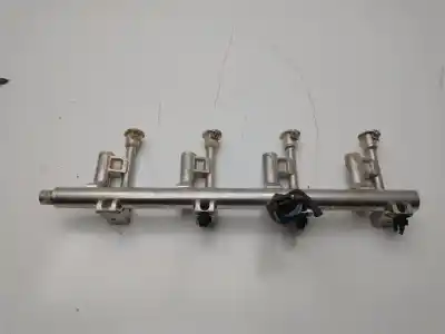 Pezzo di ricambio per auto di seconda mano Rampa Iniettori per FORD KUGA (CBS) Business Edition 2WD Riferimenti OEM IAM DS7G9H487EB  
