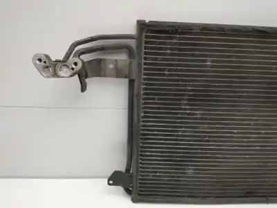 Peça sobressalente para automóvel em segunda mão Condensador / Radiador De Ar Condicionado por SEAT LEON (1P1) Comfort Limited Referências OEM IAM 1K0820411G  