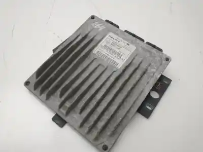 Second-hand car spare part ecu engine control for renault clio iii authentique oem iam references 8200399038  8200513163