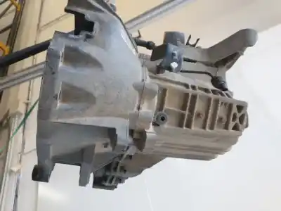 Second-hand car spare part gearbox for ford transit combi ´06 ft 260 corto oem iam references 6c1r7002aa  6c1r7002aa