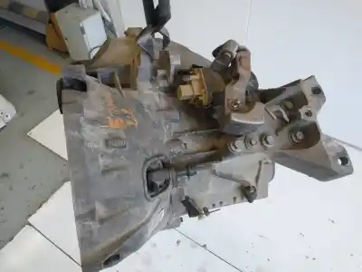 Second-hand car spare part gearbox for ford transit combi ´06 ft 260 corto oem iam references 6c1r7002aa  6c1r7002aa