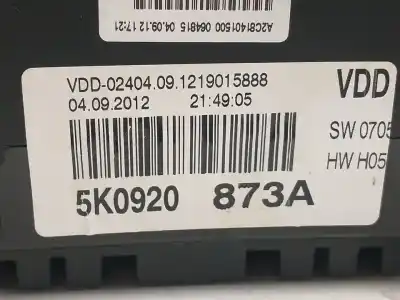 Pezzo di ricambio per auto di seconda mano PANNELLO DEGLI STRUMENTI per VOLKSWAGEN GOLF VI (5K1) Rabbit Riferimenti OEM IAM 5K0920873A  