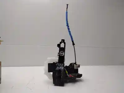 Pezzo di ricambio per auto di seconda mano serratura porta anteriore destra per kia ceed business riferimenti oem iam 81320j7000  