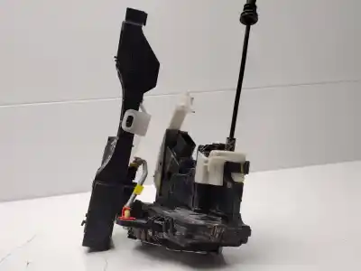 Pezzo di ricambio per auto di seconda mano serratura porta anteriore destra per kia ceed business riferimenti oem iam 81320j7000  