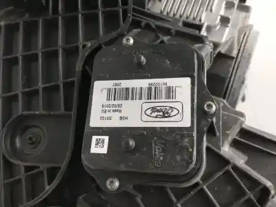 Second-hand car spare part right headlight for ford kuga (cbs) trend oem iam references 90156445  gb4113d154ef