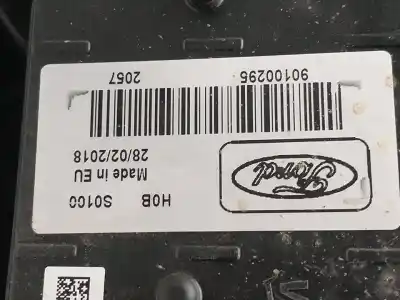 Second-hand car spare part right headlight for ford kuga (cbs) trend oem iam references 90156445  gb4113d154ef