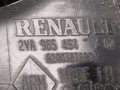 Second-hand car spare part right tailgate light for renault twingo authentique oem iam references 2va965454  8200387889