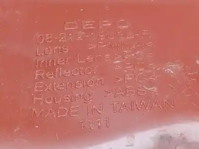 Peça sobressalente para automóvel em segunda mão farolim traseiro esquerdo por toyota auris (e18) active 90 cv / 66 kw referências oem iam 0821219u3l  