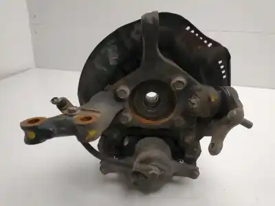 Second-hand car spare part front right knuckle for toyota auris (e18) 1.8 hybrid active oem iam references   
