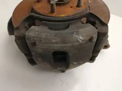 Second-hand car spare part front right knuckle for toyota auris (e18) 1.8 hybrid active oem iam references   