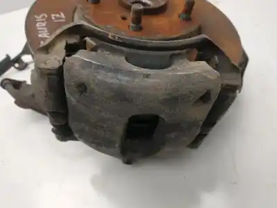 Second-hand car spare part front left knuckle for toyota auris (e18) 1.8 hybrid active oem iam references   