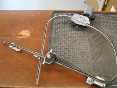 Second-hand car spare part passenger side right window regulator for renault clio 1.1 g oem iam references   