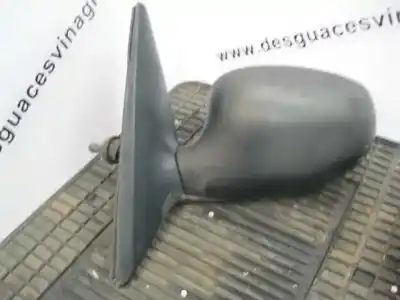 Pezzo di ricambio per auto di seconda mano specchio sinistro per daewoo lanos 1.4 riferimenti oem iam   