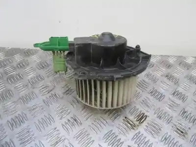 Pièce détachée automobile d'occasion moteur de chauffage pour iveco ( camion ) 2.8 td /8140.43b références oem iam 570630200  