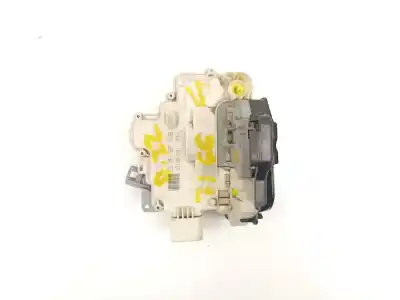 Автозапчастина б/у замок передніх дверей лівий для audi a3 (8p1) 1.9 tdi посилання на oem iam 4f1837015e  