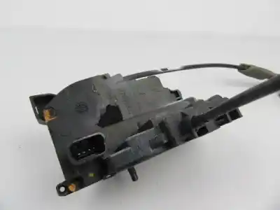 Second-hand car spare part rear right door lock for renault clio iii (br0/1, cr0/1) 1.2 16v (br02, br0j, br11, cr02, cr0j, cr11) oem iam references 8200300129  300129f