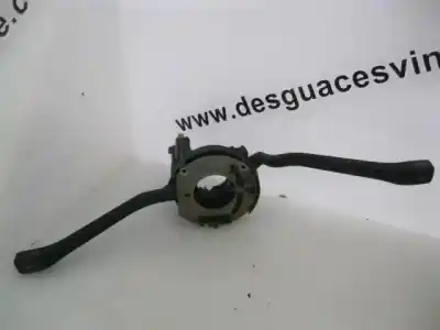 Piesă de schimb auto la mâna a doua maneta stergãtoare pentru volkswagen passat 1.8 d s referințe oem iam 