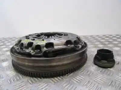 Second-hand car spare part clutch kit for bmw x3 (e83) xdrive 20 d oem iam references 124041310 luk  