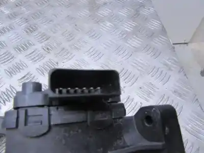 Second-hand car spare part accelerator pedal for fiat croma (194_) 1.9 d multijet (194axb1b) oem iam references 51733558  
