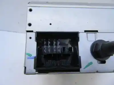 Pezzo di ricambio per auto di seconda mano impianto audio / radio cd per ford focus 2.0 tdci riferimenti oem iam 4m5t18c815bj  
