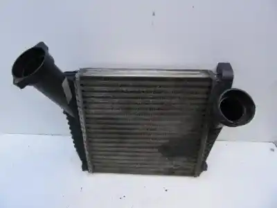 Recambio de automóvil de segunda mano de radiador intercooler volkswagen touareg 25 tdi 2005 para volkswagen touareg (7l6) 2.5 tdi dpf referencias oem iam 7l6145803e