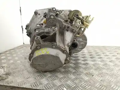 Second-hand car spare part gearbox for citroen c4 i (lc_) 1.6 hdi oem iam references 20dm69