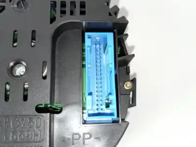 Peça sobressalente para automóvel em segunda mão quadrante por audi a2 (8z) 1.4 tdi (55kw) referências oem iam 8z0920900  110080020