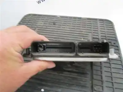 Peça sobressalente para automóvel em segunda mão centralina de motor uce por audi a4 1.9 tdi 6v 130 cv( avf ) referências oem iam 038906019jli-bosch 0281011036  