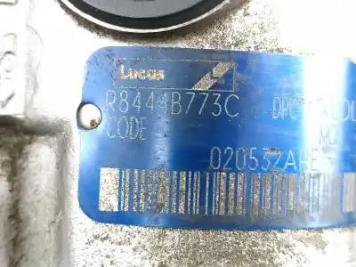 Pièce détachée automobile d'occasion pompe à injection pour peugeot 205 furgón 1.8 d références oem iam 192038 xudlp04 r8444b773c