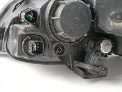 Second-hand car spare part right headlight for kia cee'd fastback (ed) 1.6 crdi 115 oem iam references 921021h070  