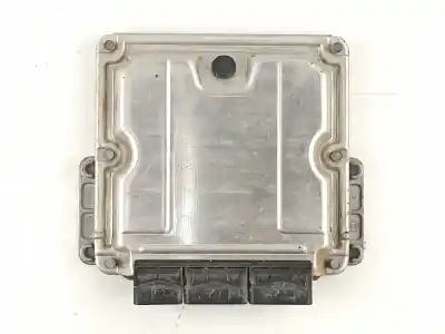 Peça sobressalente para automóvel em segunda mão centralina de motor uce por renault trafic ii furgón (fl) 1.9 dci 100 (fl0c) referências oem iam 820051608
