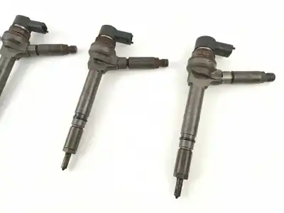 Peça sobressalente para automóvel em segunda mão injetor por opel astra h (a04) 1.7 cdti (l48) referências oem iam 95521535 5821095 0445110175
