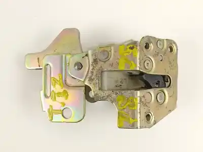 Second-hand car spare part left side sliding lock for nissan serena (c23m) 2.3 slx diesel oem iam references 825030c000