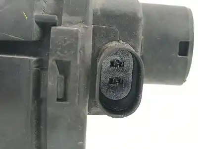 Автозапчасти б/у правая противотуманная фара за volkswagen passat variant (3b6) 2.3 vr5 4motion ссылки oem iam 3b7941700a  