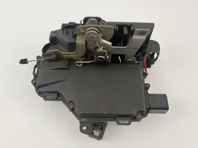 Автозапчастина б/у замок дверей заднього лівого для volkswagen passat variant (3b6) 2.3 vr5 4motion посилання на oem iam 3b4839015a 3b4839349 