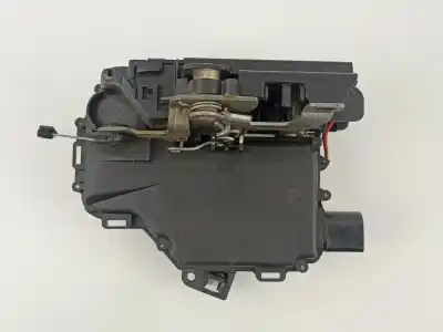 Автозапчастина б/у замок дверей заднього лівого для volkswagen passat variant (3b6) 2.3 vr5 4motion посилання на oem iam 3b4839015a 3b4839349 