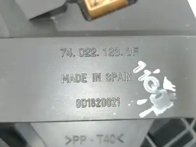 Автозапчасти б/у отопительный двигатель за volkswagen passat variant (3b6) 2.3 vr5 4motion ссылки oem iam 8d1820021  740221233f