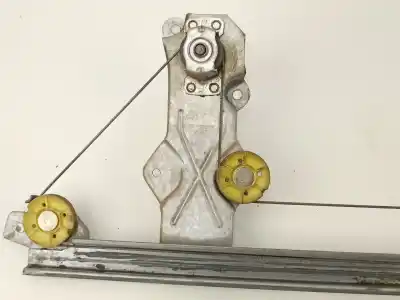 Second-hand car spare part passenger side right window regulator for renault trafic ii furgón (fl) 1.9 dci 100 (fl0c) oem iam references 7700311819 91165696 