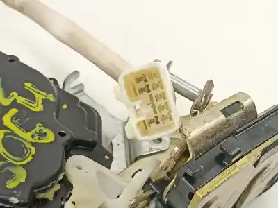 İkinci el araba yedek parçası sol arka kapi kilidi için lexus is 3.0 g automatico4p oem iam referansları 6934053021  