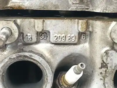 Pièce détachée automobile d'occasion culasse du moteur pour opel calibra 2.0 g références oem iam 90209896  