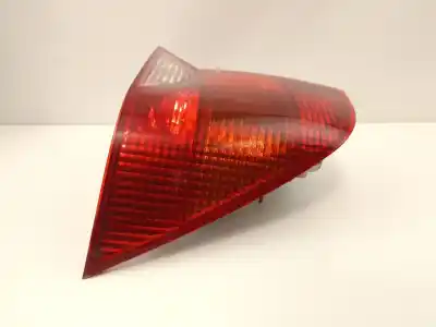 Автозапчасти б/у правый задний фонарь за ford focus i sedán (dfw) 1.8 turbo di / tddi ссылки oem iam xs4x13404be  