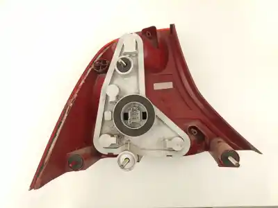 Автозапчасти б/у правый задний фонарь за ford focus i sedán (dfw) 1.8 turbo di / tddi ссылки oem iam xs4x13404be  