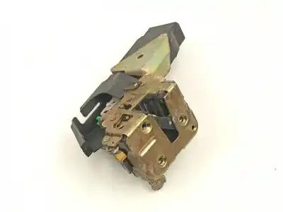 Second-hand car spare part rear left door lock for volvo s40 i (644) 1.9 di oem iam references 30850806
