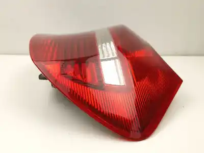 Автозапчасти б/у правый задний фонарь за bmw 1 (e81) 118 d ссылки oem iam 718129807  3013580000