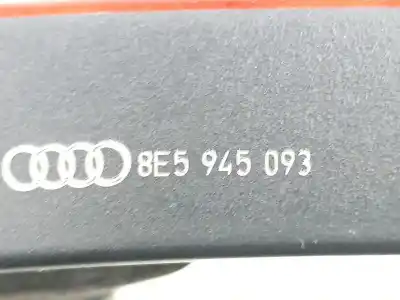 Автозапчастина б/у лівий задній ліхар в дверях для audi a4 b7 (8ec) 2.0 tfsi посилання на oem iam 8e5945093  